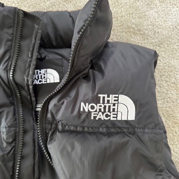 North Face Nuptse Puffer Vest - Men’s Small Black - Picture 2 of 7